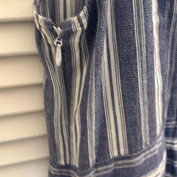 Hollister Navy and White Striped Halter Dress Size Small - Picture 5 of 5